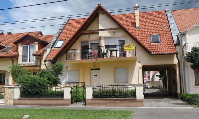 Harkany Apartamento | Jázmin Apartman