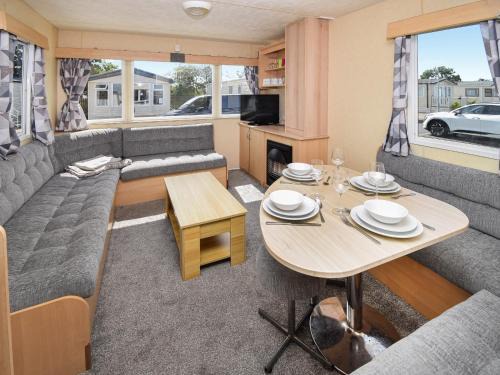 Morecambe Casa | J And M Retreat