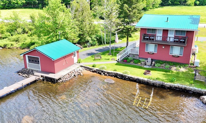 Ellenburg Center Casa | J&B Lake House: Your Chateaugay Lake Retreat