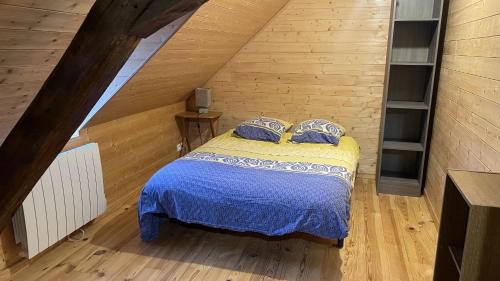 Imphy Apartamento | J4 Parking, Wifi Grand 2 Chambres 3 lits 2 à 4 pers, lit parapluie JACQUELINE