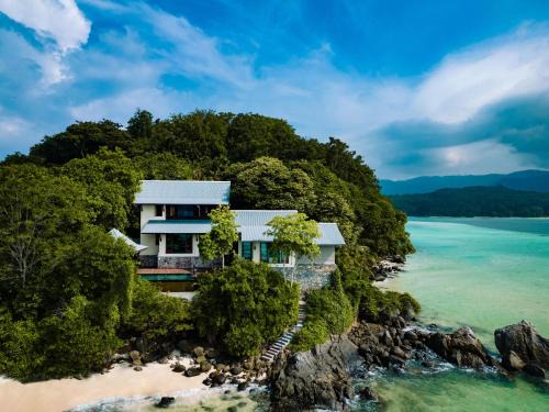 Round Island Complejo | JA Enchanted Island Resort Seychelles