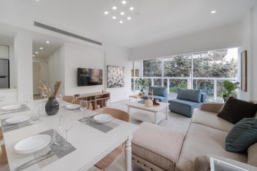 Old North Apartamento | Jabotinsky Family Residence