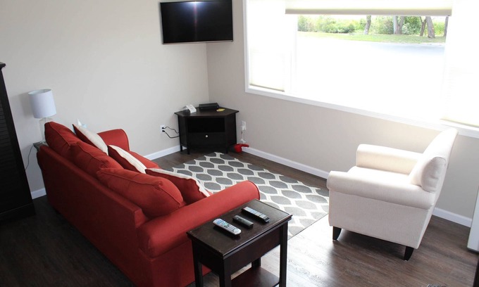 Prudenville Cabina | Jack's on the Bay, 2 Bedroom/1 Bath A