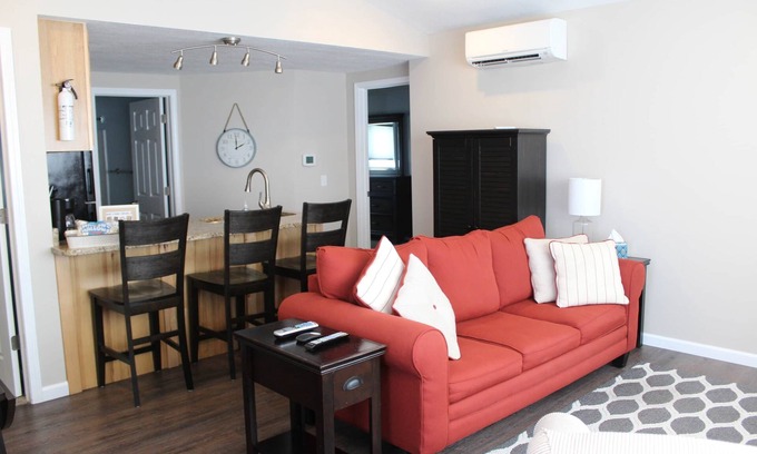 Prudenville Cabina | Jack's on the Bay, 2 Bedroom/1 Bath B