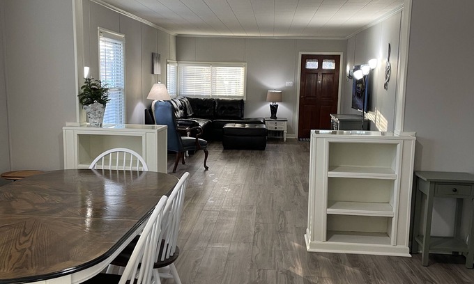 Litchfield Casa | Jackson House; Pets Welcome