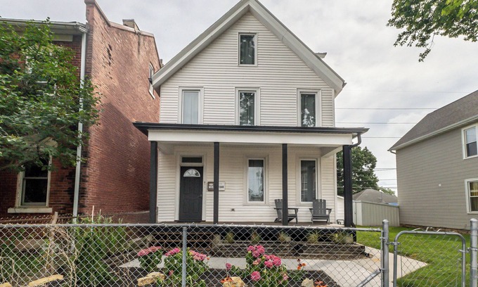 Dubuque Casa | Jackson Street Suites #2