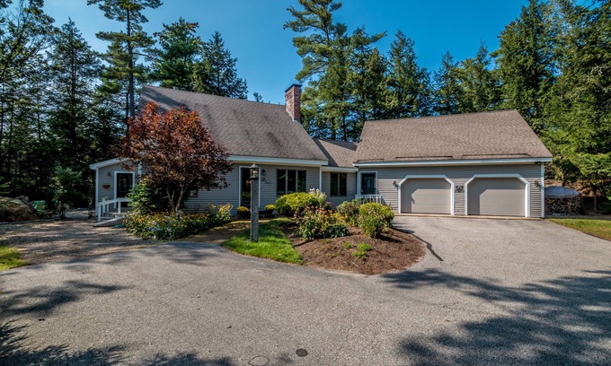 Jackson Casa | Jackson Village Home en Ellis River