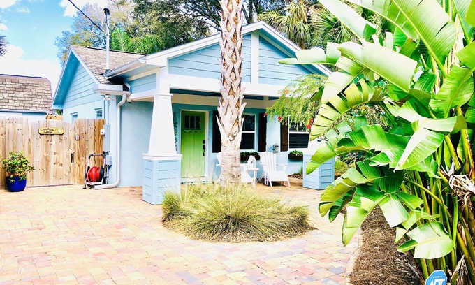 Arlington Casa | ¡El hermoso bungalow azul en el corazón de Jax!