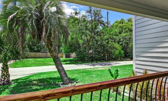 South Riverside Casa | Jacksonville Newly Renovated Stylish 3BR Downtown