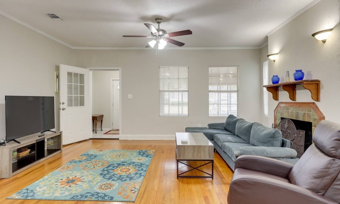 Lakeshore South Casa | Jacksonville Vacation Rental ~ 7 Mi to Downtown!