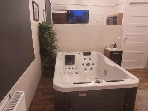 Dakovo Apartamento | Jacuzzi-2 saune-wine cellar-Rechnerschieber