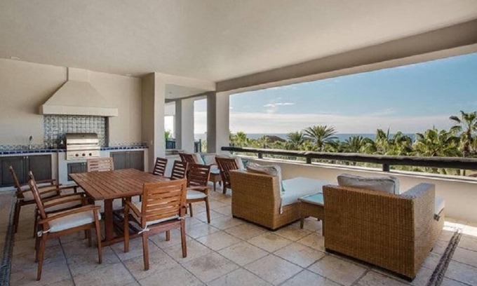 El Médano Ejidal Complejo | Jacuzzi Villa w/ Free WiFi, Ocean Views, Spa Services & Tennis Courts