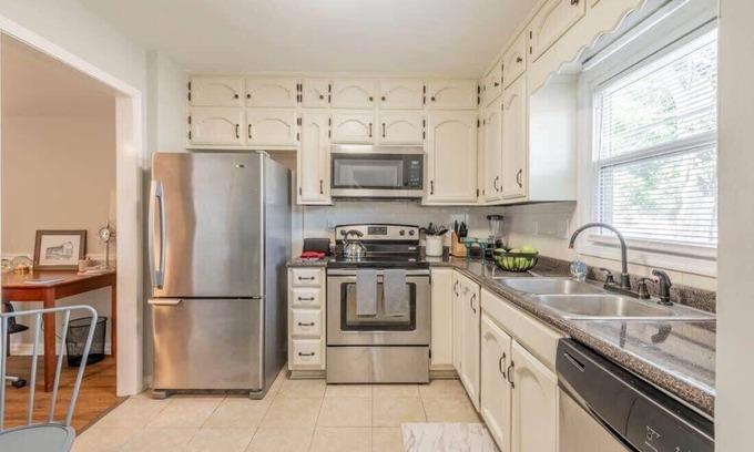 Huntsville Casa | Jade Rocket City Retreat