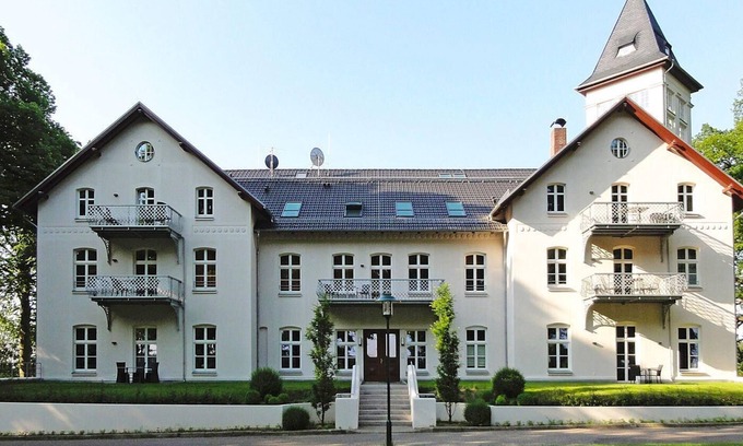 Hohen Niendorf Apartamento | Jagdschloss Hohen Niendorf - Wohnung 3 Gartenwohnung