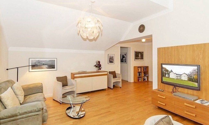 Hohen Niendorf Apartamento | Jagdschloss WE 21: exclusive 3-room apartment with high-quality furnishings