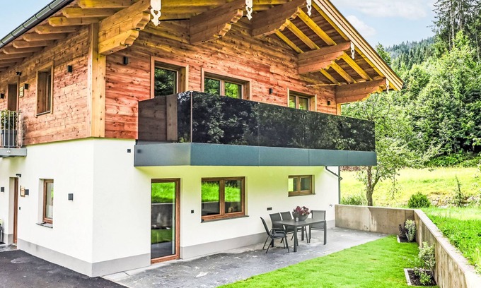 Leogang Apartamento | Jagerstüberl-60qm EG mit gr Terrasse by Interhome