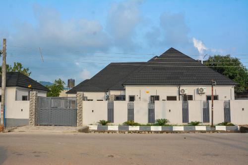 Abuja Hotel | Jam Manor