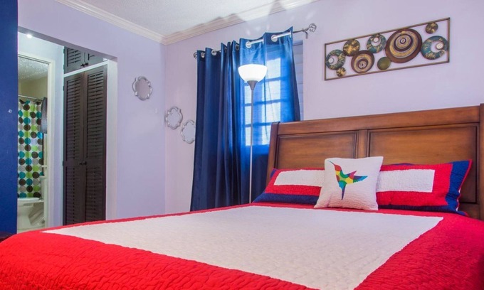 Constant Spring Apartamento | Kingston City Studio comienza a 60 USD por noche