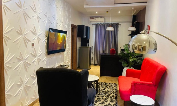 Ofin Hotel | James Court Hotel & Luxury Apartments