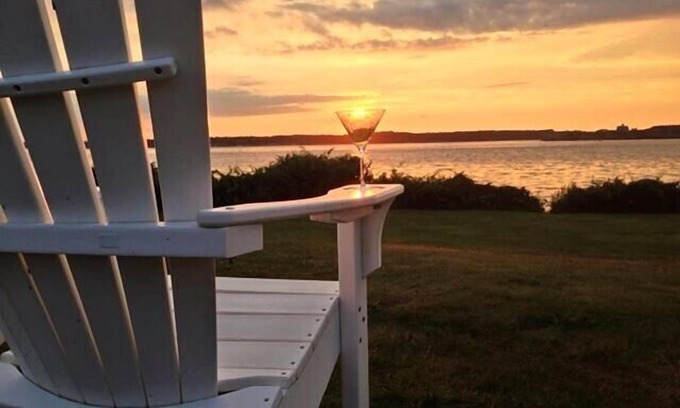 Jamestown Apartamento | Jamestown Conanicut Island Retreat - La vida de la isla!