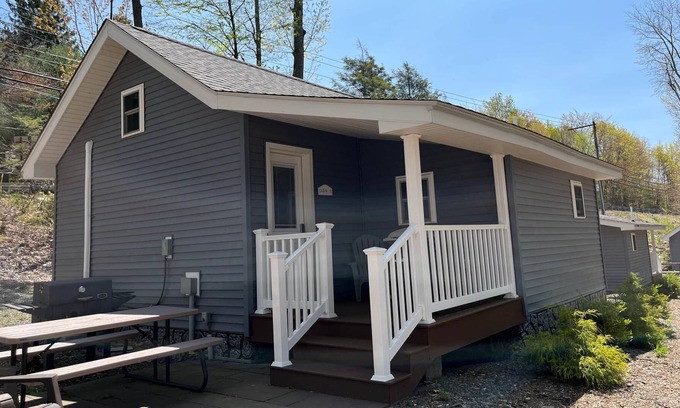 Tafton Cabina | Janes 15 - Lakeside Cabins