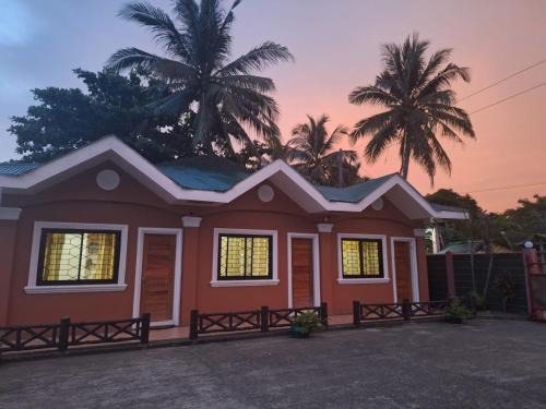 Dolores Complejo | Japitan Waterfront Resort