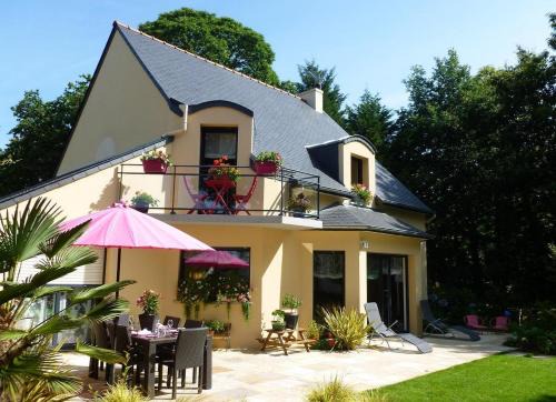 Combourg Cama Y Desayuno | Jardin du Levant