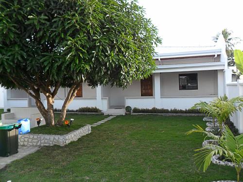 Moalboal Casa | Jasmin's Room Rental