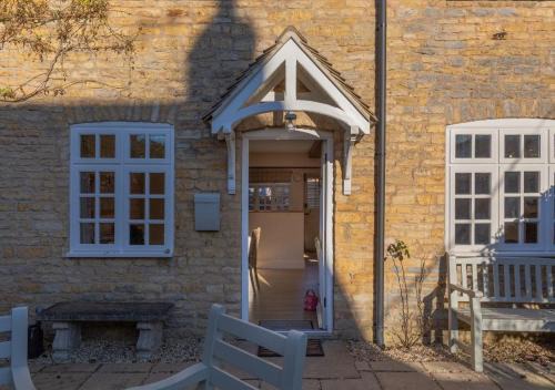 Bourton Casa | Jasmine Cottage - 2 Bedroom in Heart of Bourton!