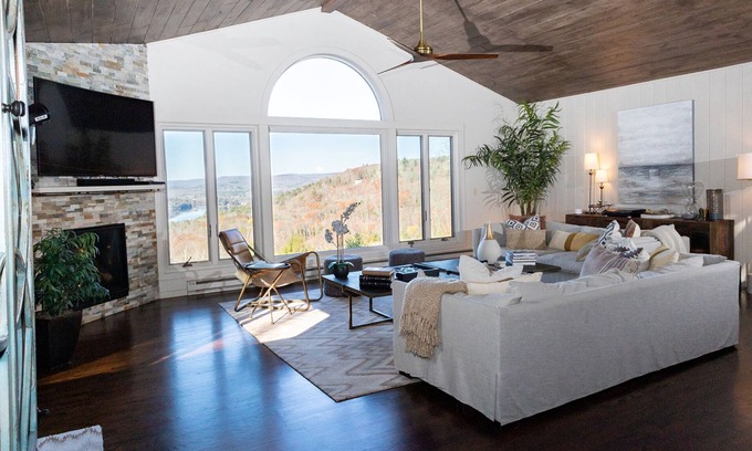 Monterey Casa | Impresionantes vistas a la montaña y al lago en esta elegante casa de montaña ...
