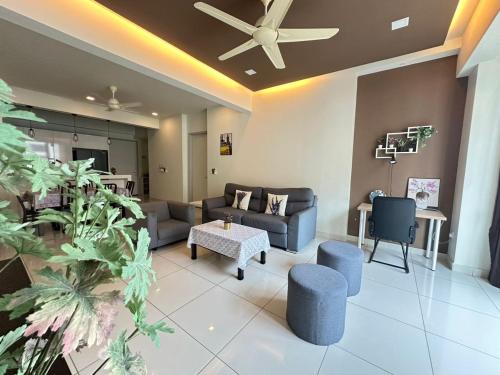 Seri Tanjung Pinang Apartamento | Jazz 2R3B Suite Bathtub # Massage Chair