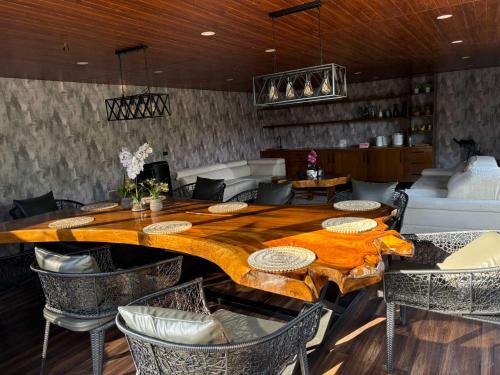 Alfonso Complejo | JB's Farm and Resort