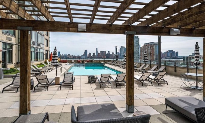 Hudson Exchange Apartamento | JC PATH 2 BR | Linens/Towels | Gym + Rooftop