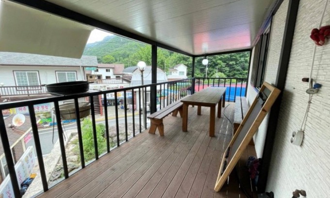 Jecheon Casa | Jecheon Wolsong Garden Pension