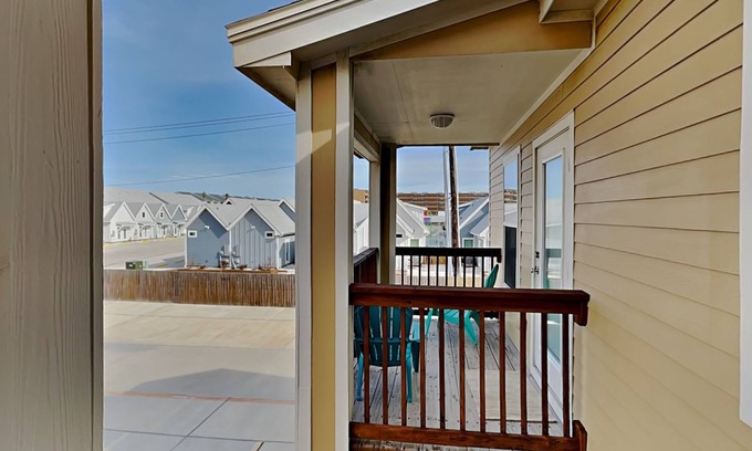 Corpus Christi Casa | Jeffrey's Bay at Village by the Beach