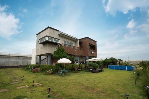 Andeok Casa | Jeju Aneuk Stay