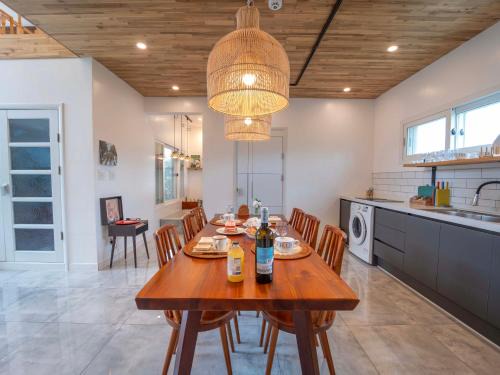Hallim Casa | Jeju Love Stay Mint