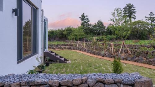 Hallim Casa | Jeju moridarakbang pension