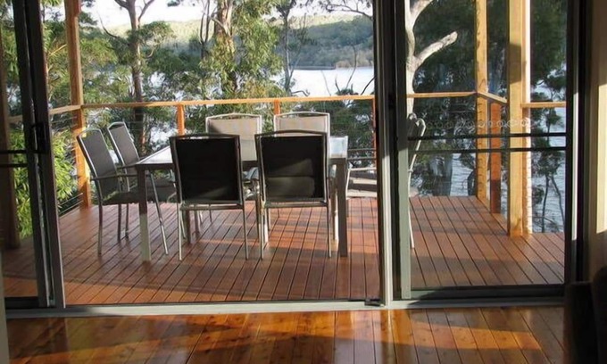 Smiths Lake Casa | Jemmas ontheLake ~ 5hp Lancha ~ Kayaks ~ SPA ~ Canoa ~ Piscina y tenis de mesa ~ Al aire libre Fiesta de mascotas