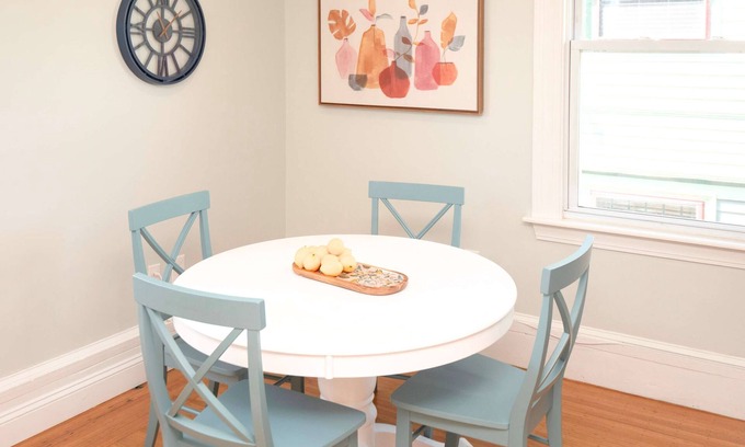 Wayland Apartamento | Jennifer's College Hill Apartment Close to Everything