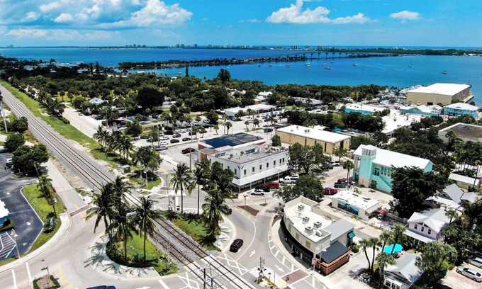 Jensen Beach Cama Y Desayuno | Jensen Beach Inn