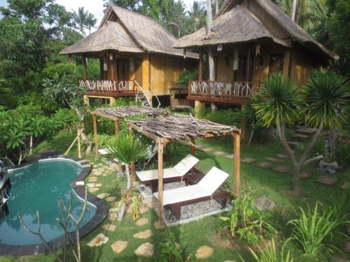 Tumbu Village Complejo | Jepun Didulu Cottages