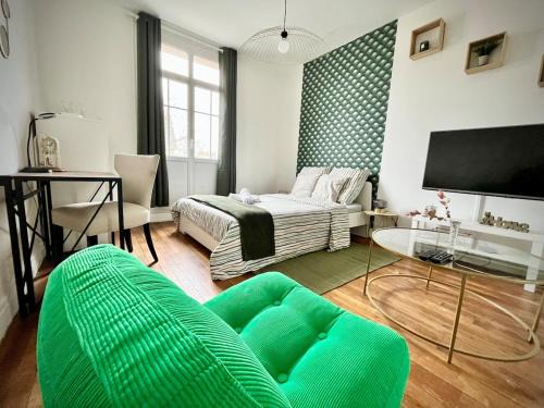 Sartrouville Apartamento | Jerickais - Cozy Studio - Sartrouville - 7 min RER