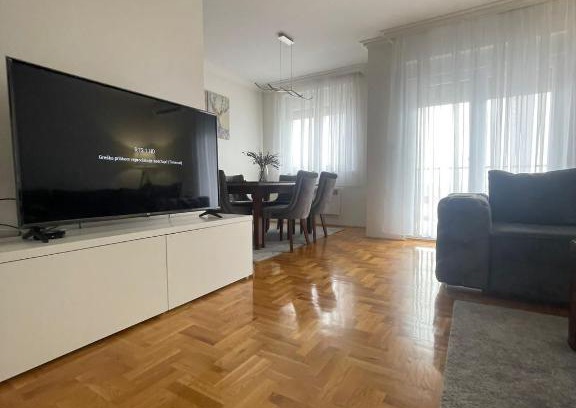 Smederevo Apartamento | Jerina 2011
