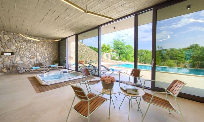 Nenadici Casa | Jerini Main House by Interhome