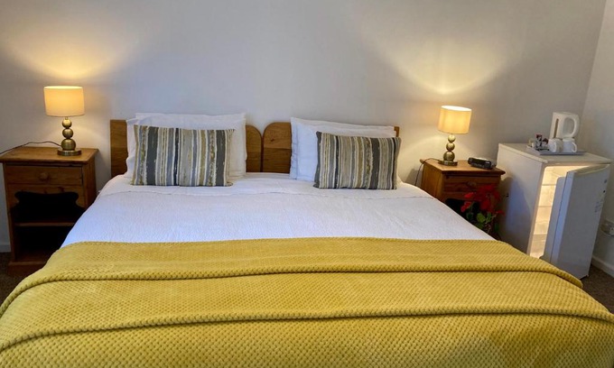 Warwick Casa | Jersey Villa Guest House