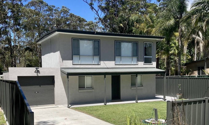 Erowal Bay Casa | Jervis Bay Hideaway. Full House Surrounded By Nature. Close to Everything.