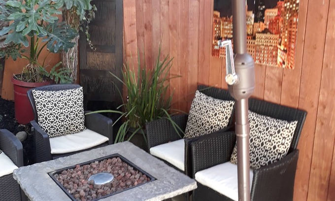Alamo Apartamento | JEWEL BOX APARTMENT, PRIVATE and SECLUDED
