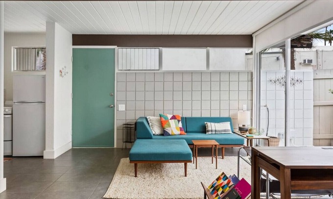 Twin Palms Condominio | Jewel Box Mid-Century Bungalow at Ocotillo Lodge