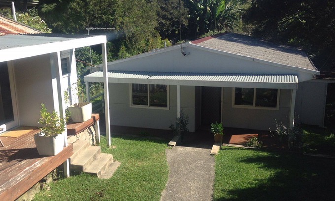Bundeena Casa | Jibbon Beach Cottage Bundeena